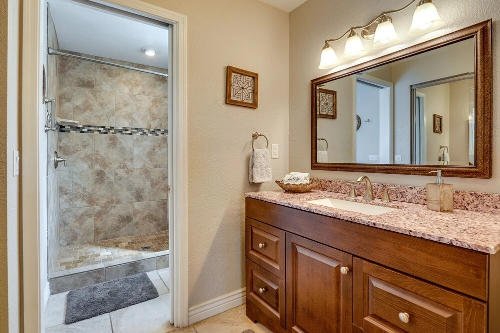 Havasu Oasis w/ Pool & Spa on Quiet Cul-de-sac