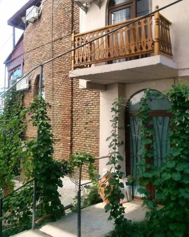 Sunny Tiflisi