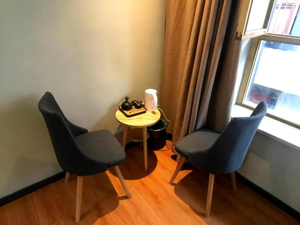Fengma Feiyang Hostel
