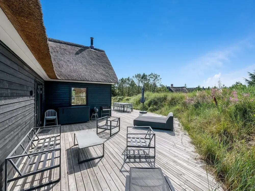 Luxury Beach House in Henne