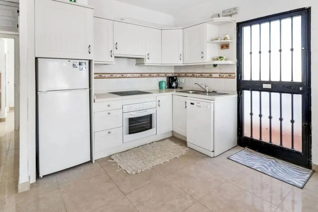 Capistrano Village B, 1 bedroom + free wi-fi