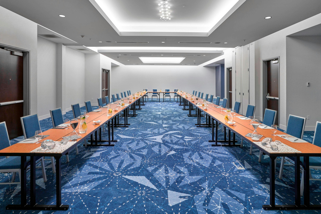 Renaissance Edmonton Airport Hotel