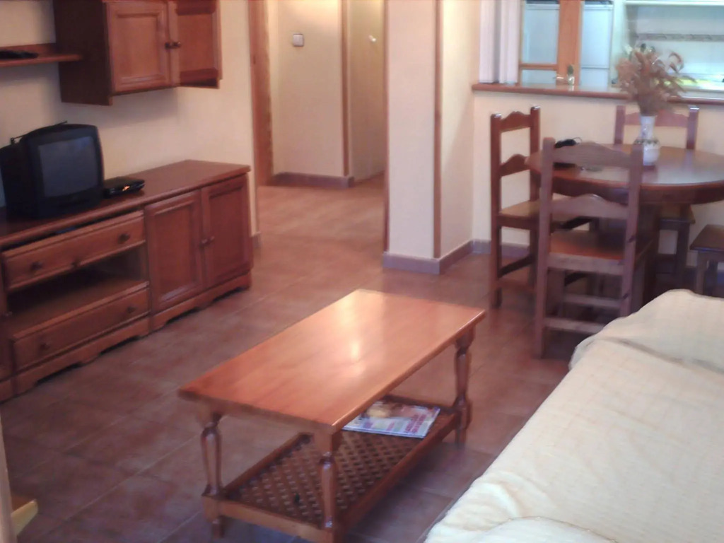 Apartamentos 3000 Escarrilla