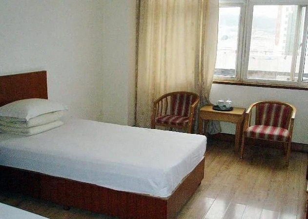 Yantai Fuhai Express Hotel