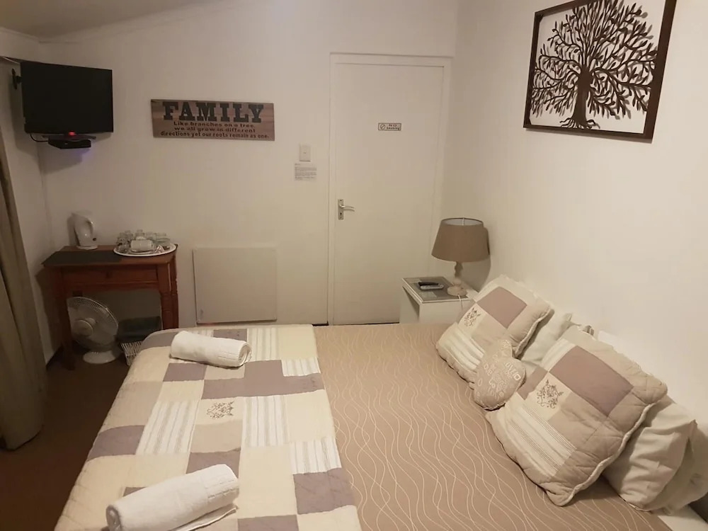 Sunbird Guest House