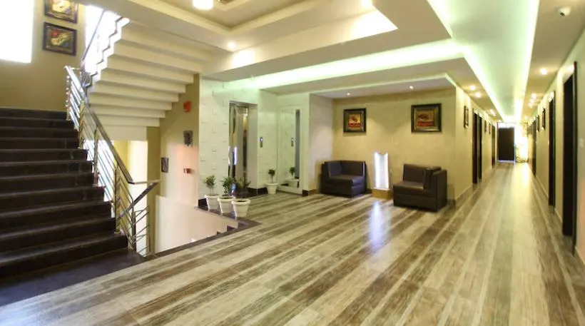 Hotel Sandstone