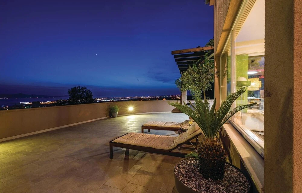 Awesome Home in Zadar With Wifi and 3 Bedrooms