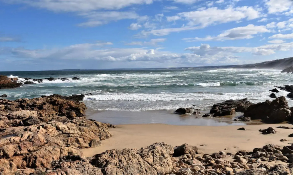 White Water Retreat - Pinnacle Point