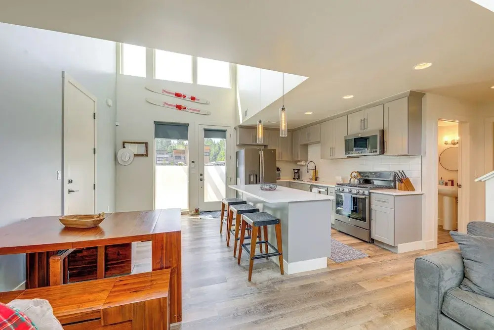 1 Mi to Lake: Upscale Condo in Whitefish Resort