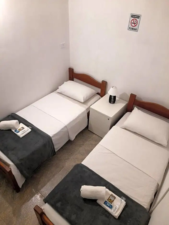 LÍAH Hostel & Suites