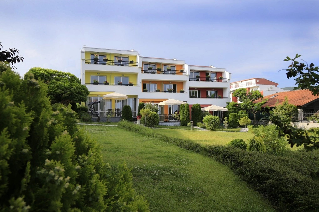 StayInn Rainbow Houses - Private Beach