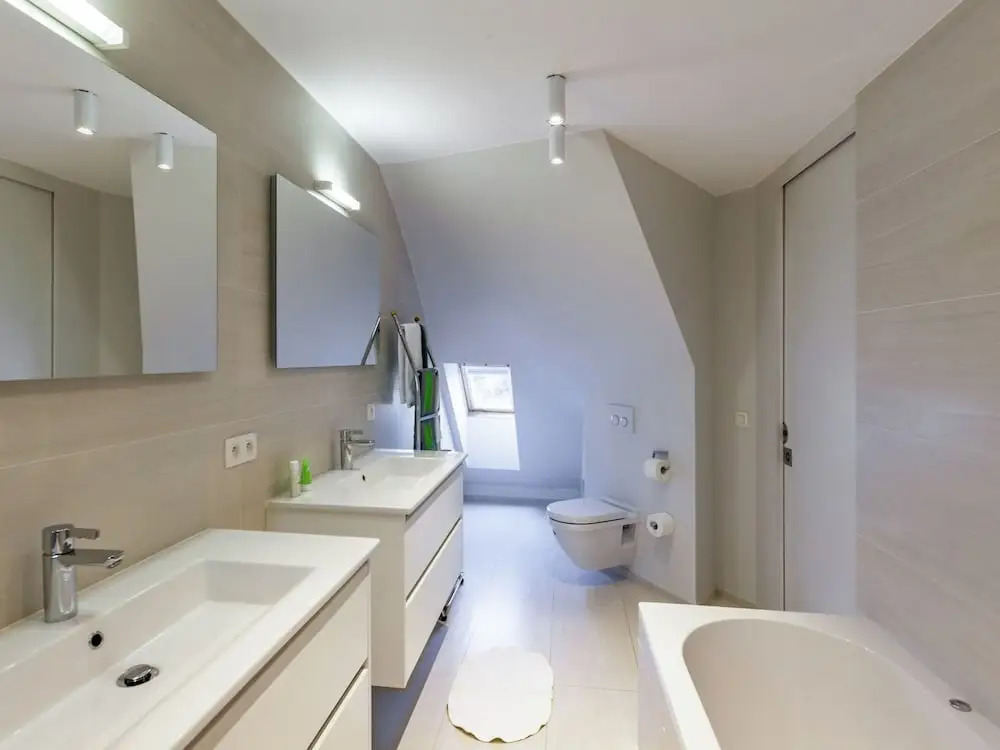 Modern Holiday Home Near Bruges and the North Sea