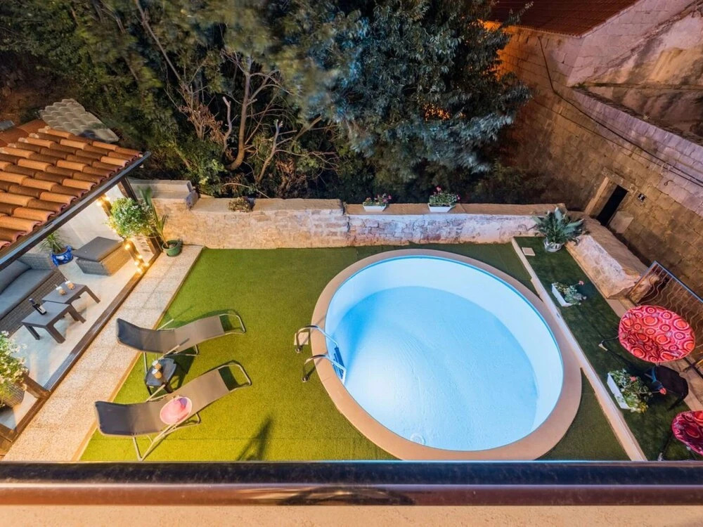 Enticing Villa in Ku?ine With Private Swimming Pool
