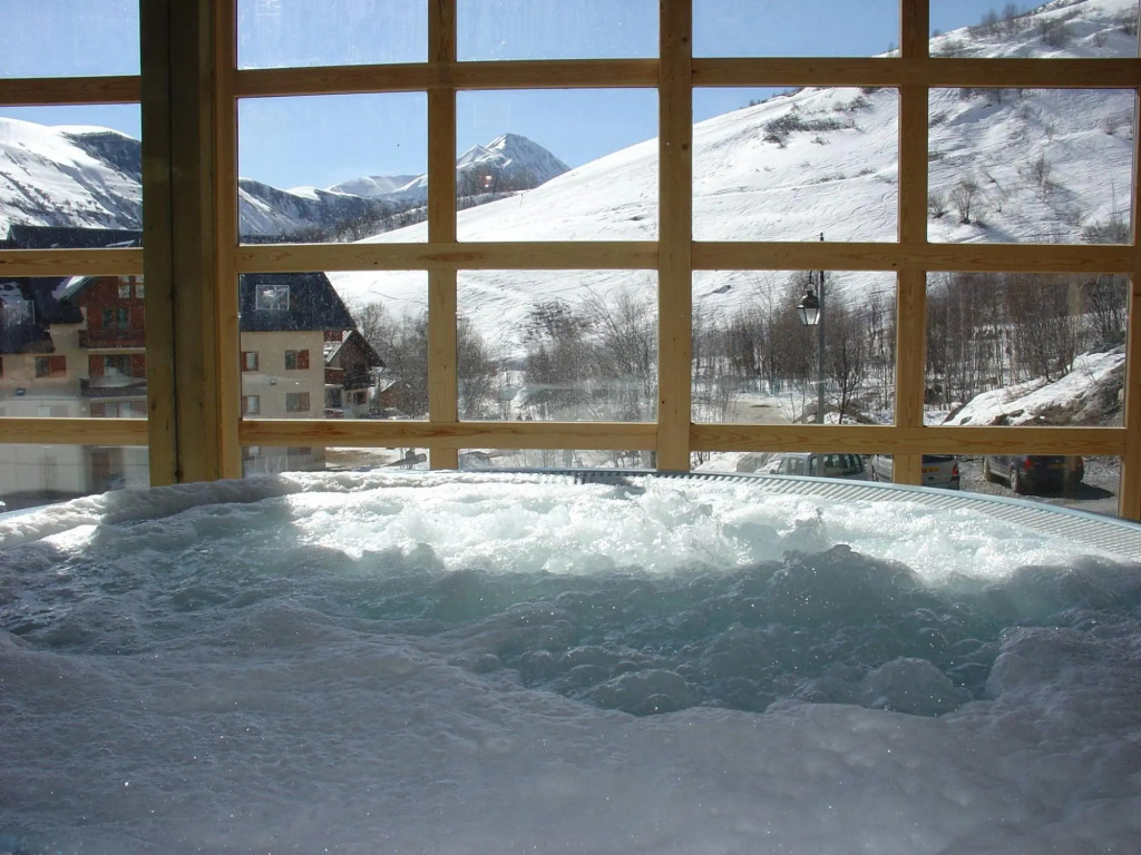 Scenic Chalet Apartment for Groups