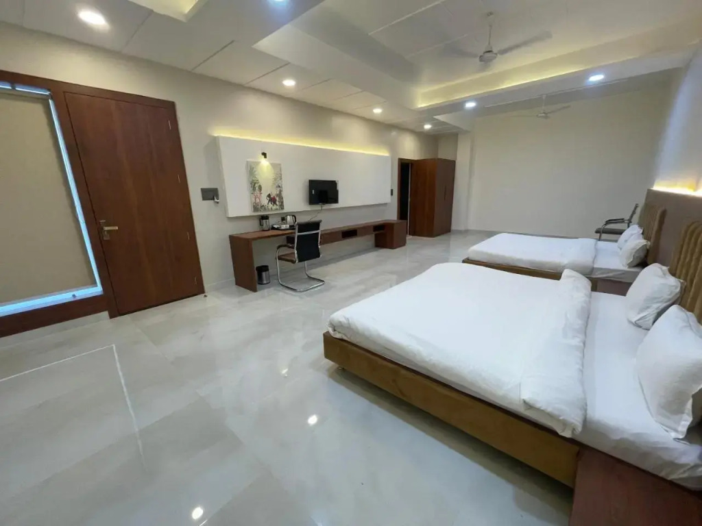 Hotel Kedar Dham