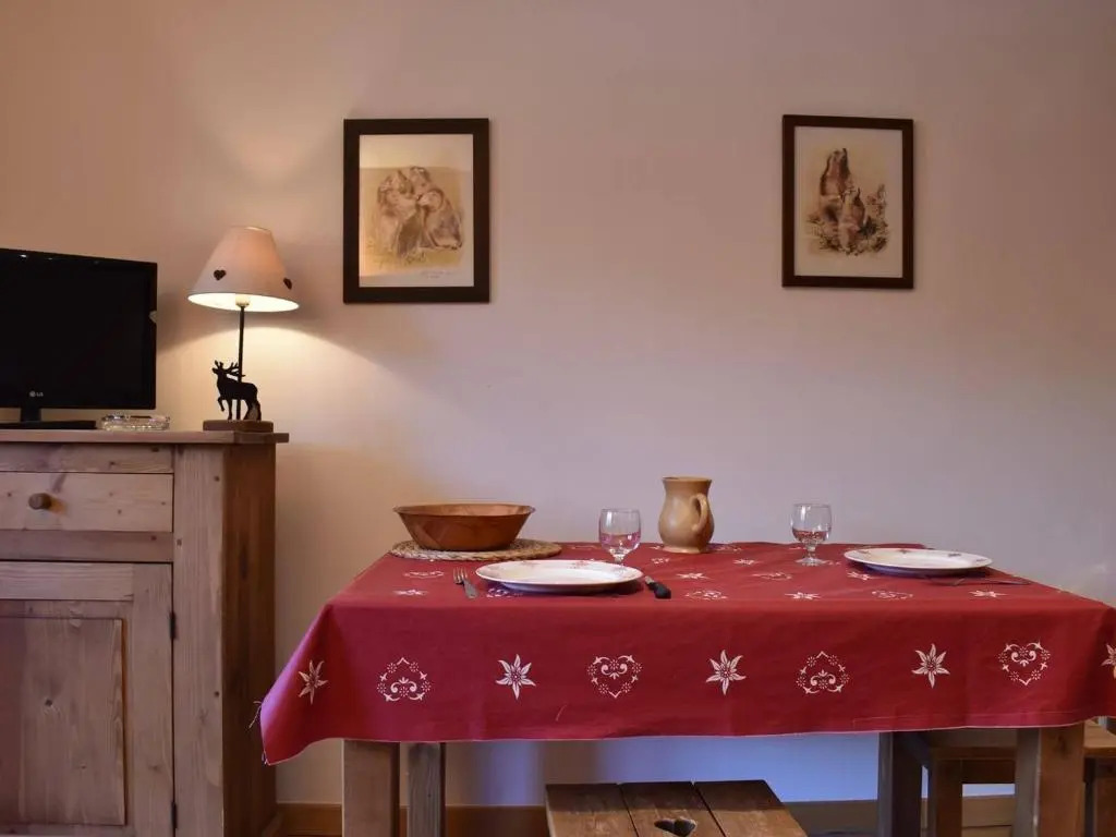 Appartement Méribel, 1 pièce, 2 personnes - FR-1-180-42