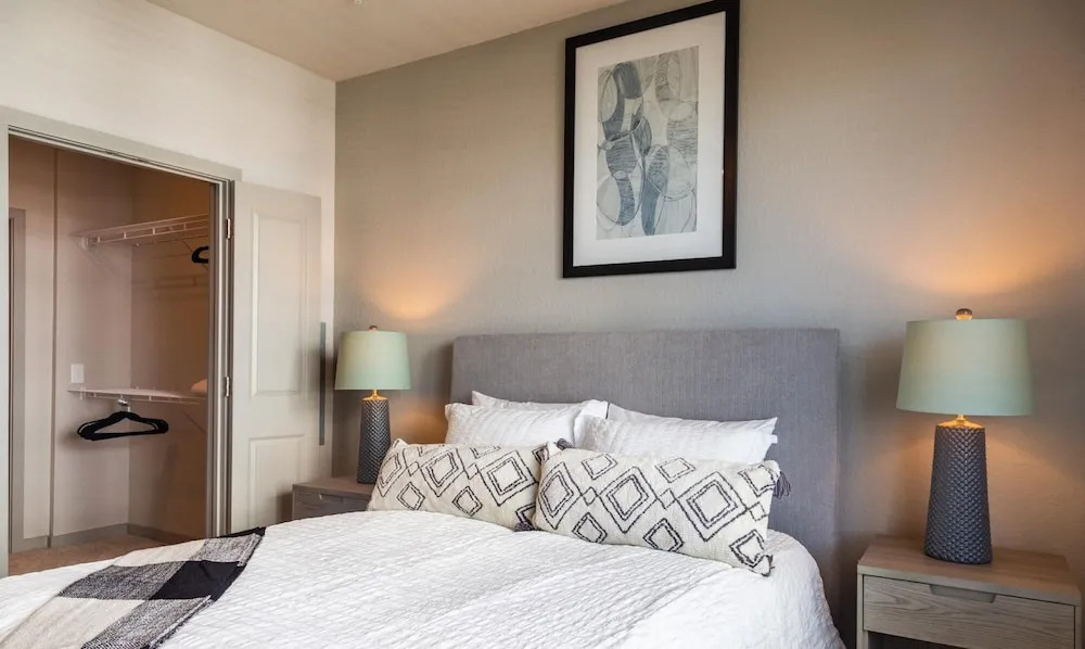Landing Modern Apartment With Amazing Amenities Id81589