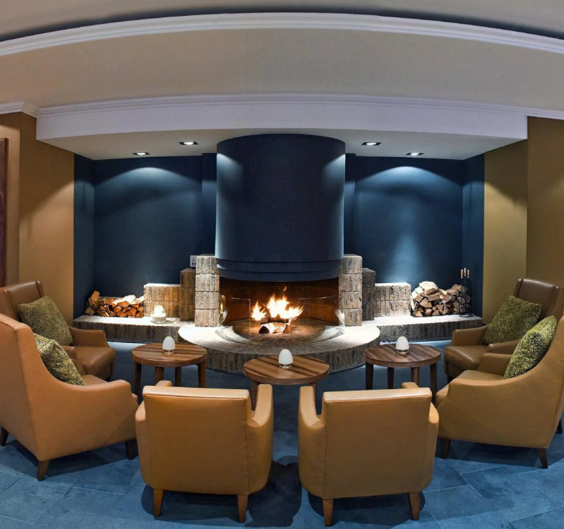 The Grand Arosa - Pop-Up Hotel Self Check-in