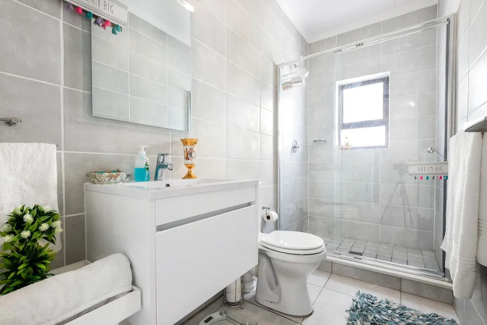 Richwood Modern Condo