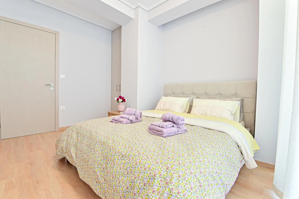 Modern flat in the heart of Port of Piraeus (D2)