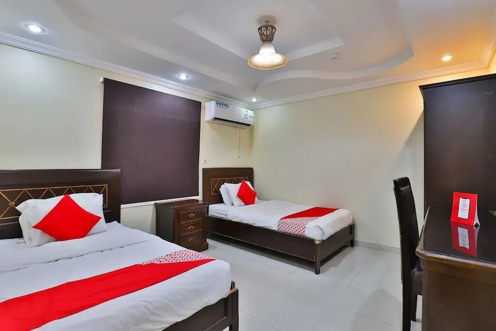 OYO 341 Sorooh Taibah Furnished Apts
