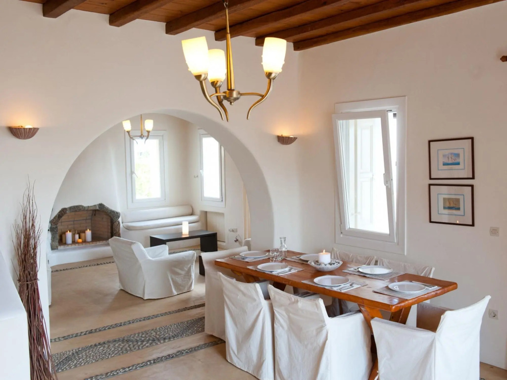 Villa in Mykonos near Agios Sostis Beach