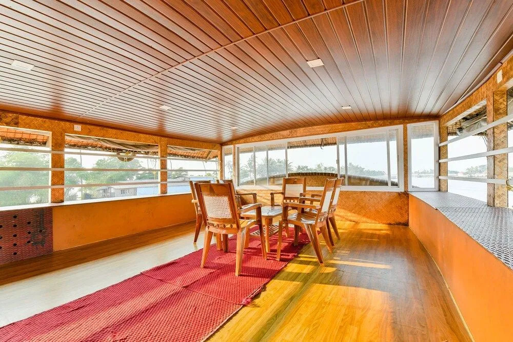 OYO 23231 KHBO Gold Sharing Houseboat