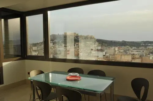 Acropolis at Home: Loft with a View