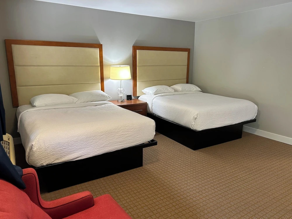 Hillside Inn