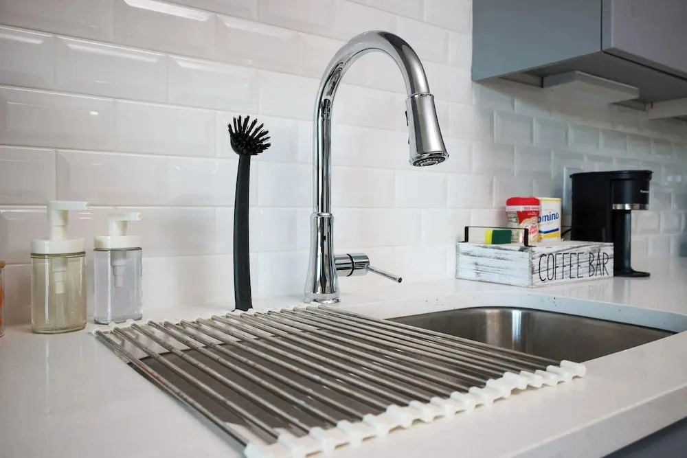 Labor by Stylish Stays