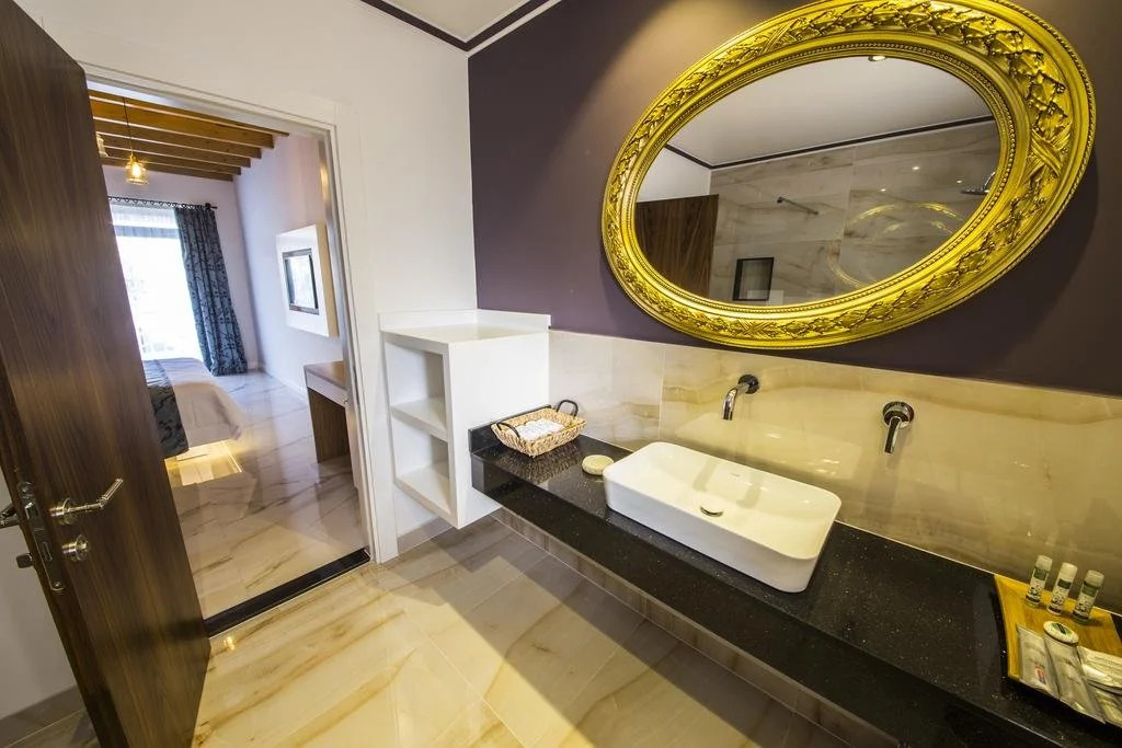 Blanca Beach Hotel