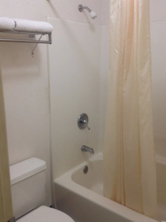 Garden Inn & Suites