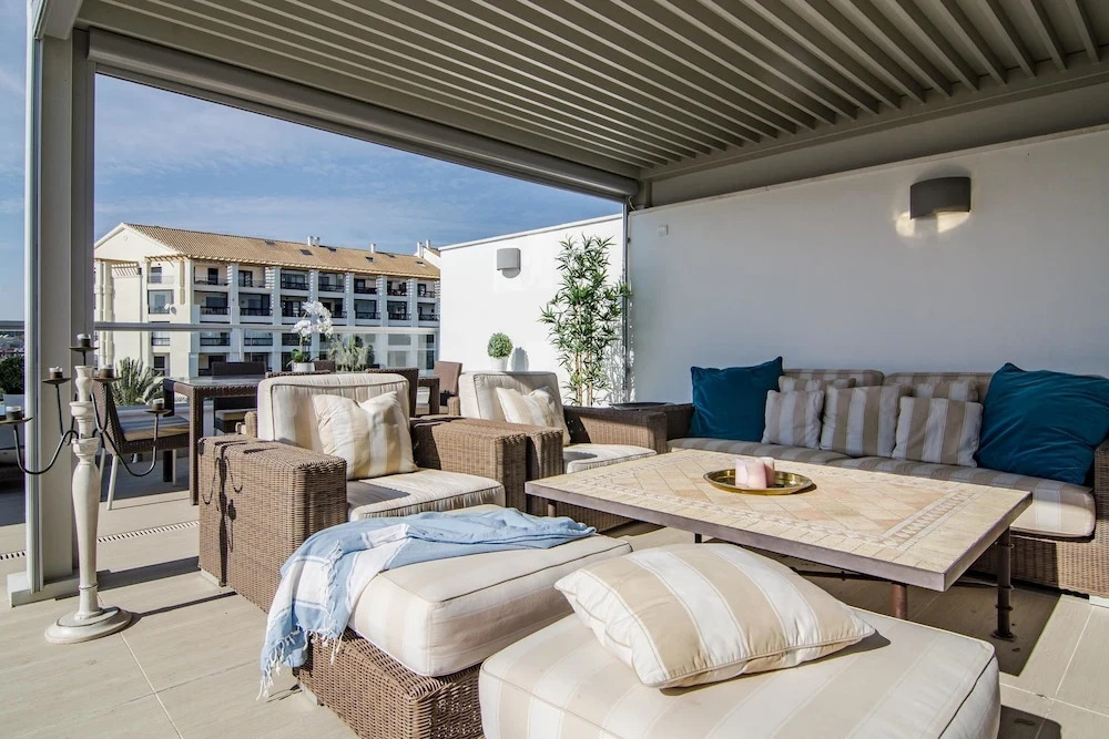LAB3- Modern 3 bedroom apartment San Pedro