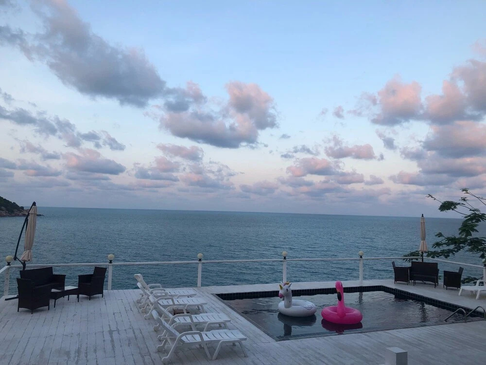 UP2U Resort
