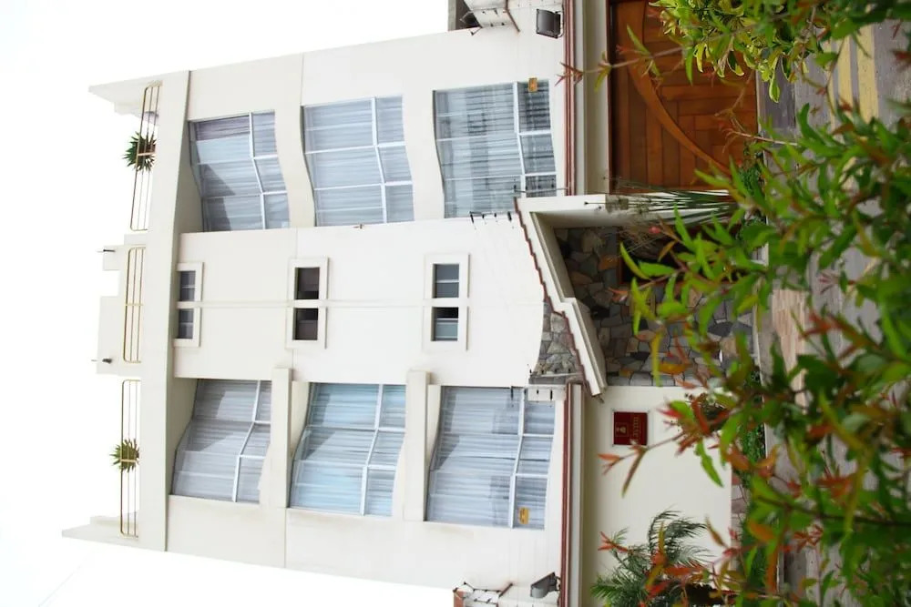hotel taymi