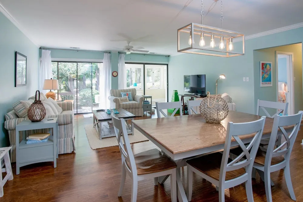 17 Lawton #166 - 2 Br Villa