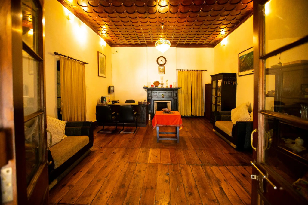 The HIve Cottage