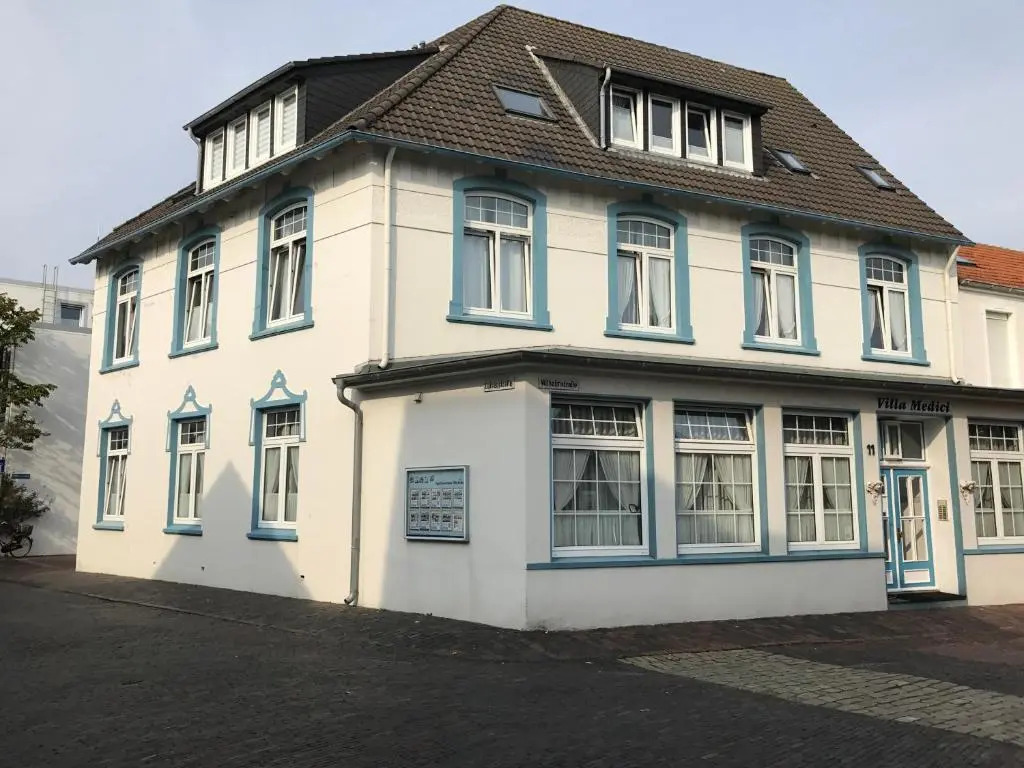 Herr Friese, Wohnung Nr. 6