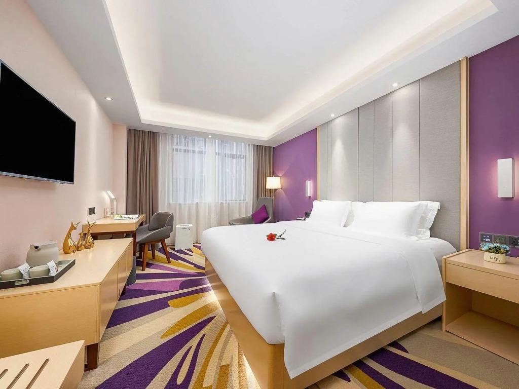 Lavande Hotel Shenzhen International Convention and Exhibition Center & Shajing Jingji Baina