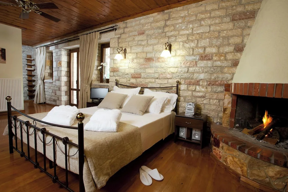 Nisista Lodge Mountain View