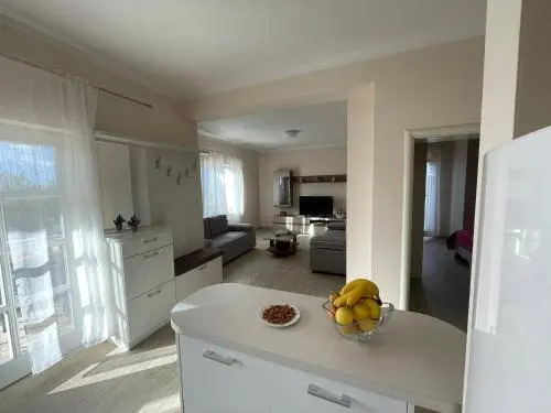 Apartment Ante