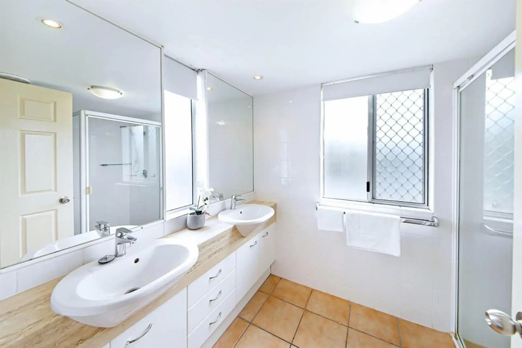 Unit 8 'Coolum Seaside', Coolum Beach