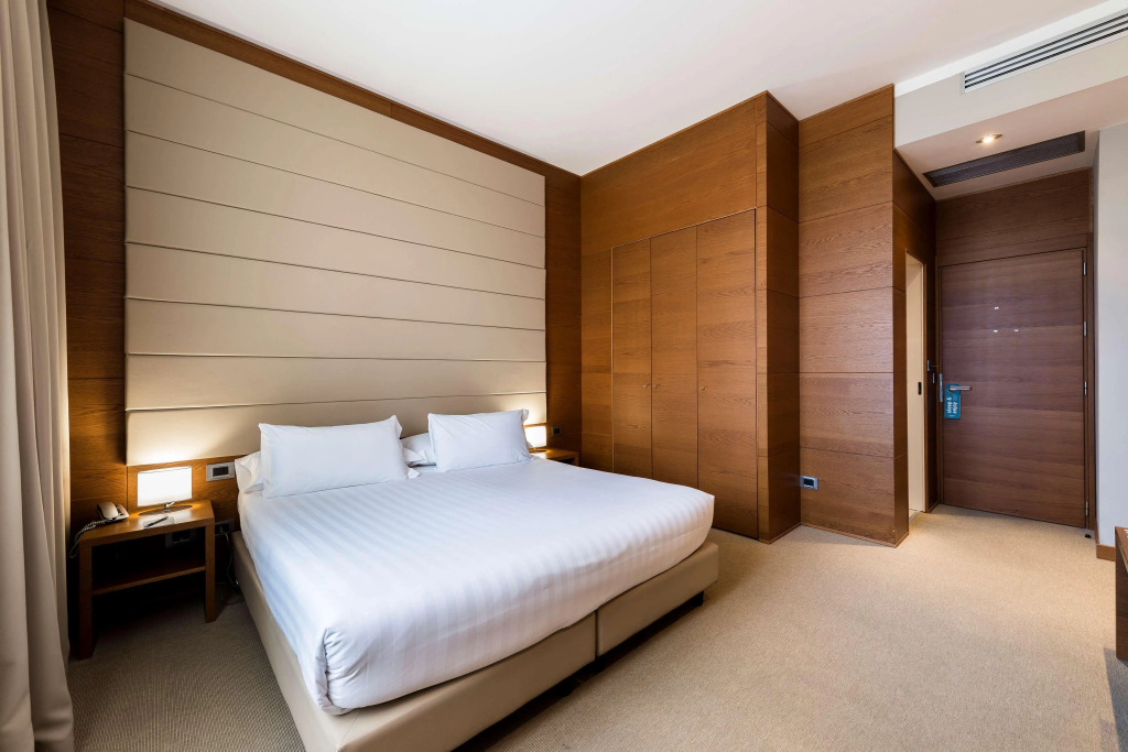 ESH Hotel