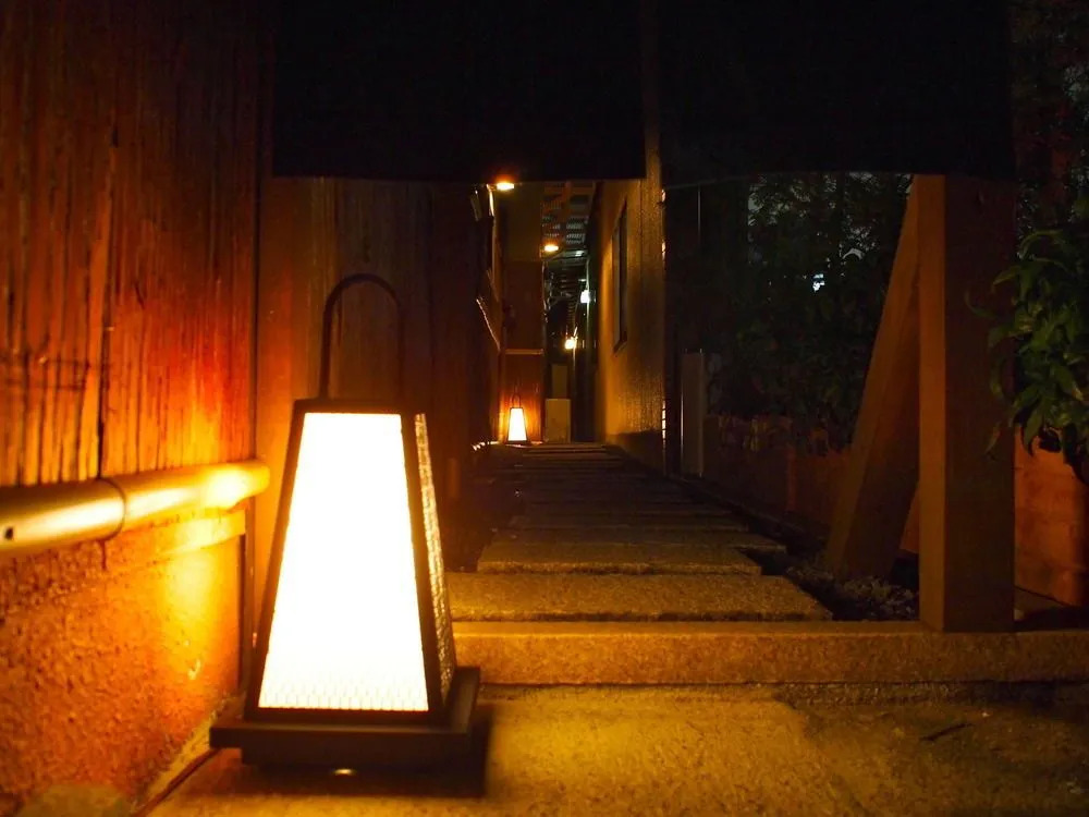 KYOTO yadomachi WakamiyaGojo