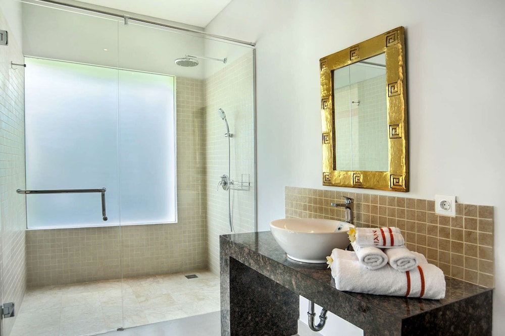 Luxury Villa in Bali near Beach, Bali Villa 2054