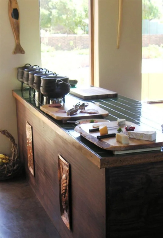 Umnenge Lodge & Charters