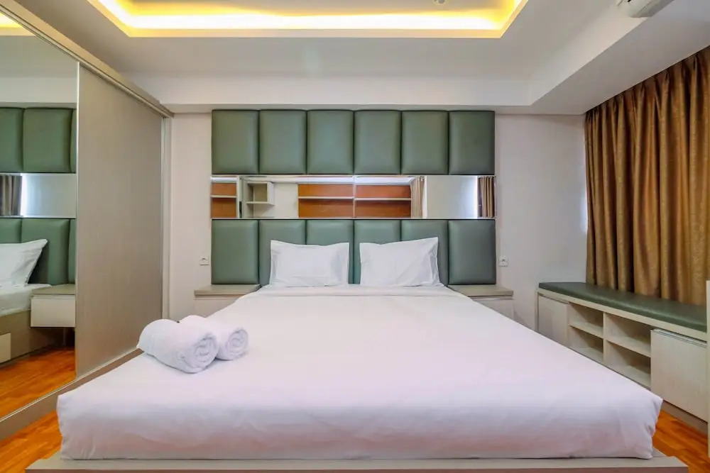Cozy Studio Apartment at H Residence near MT Haryono