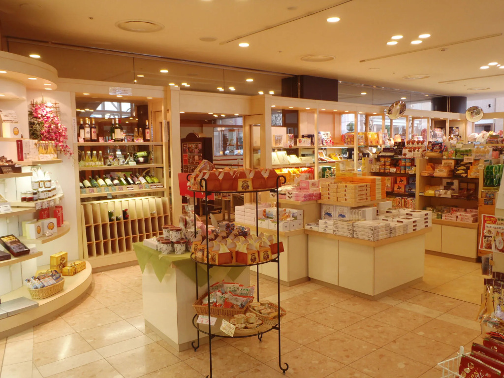 Chateraise Gateaux Kingdom Sapporo