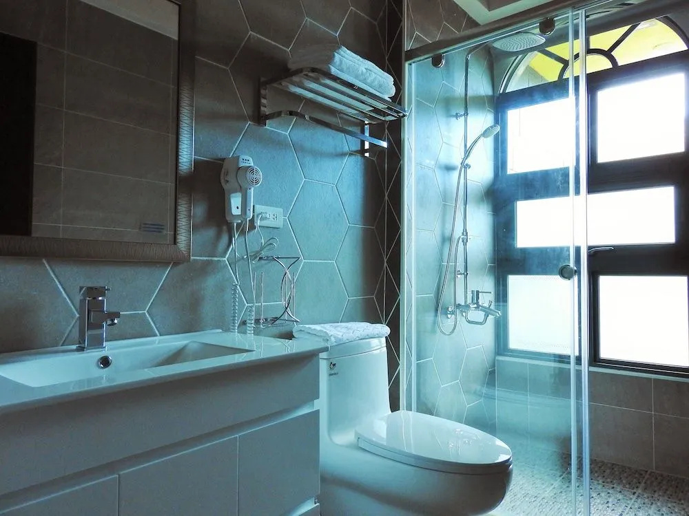 Blue Owl-Hualien No 2396-2397-2398-2399