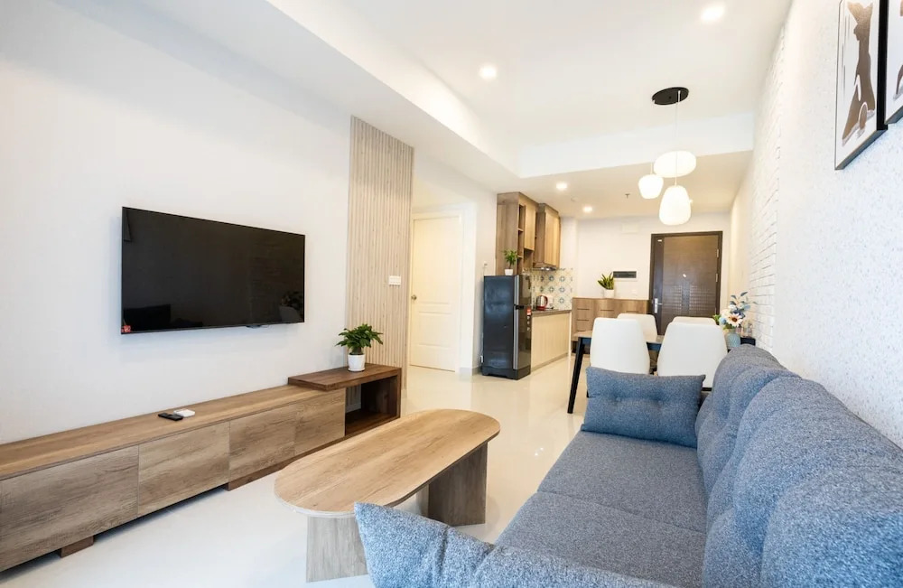 Soho Residence and Apartments by Acacia Living - City Center District 1 - Near Bui Vien